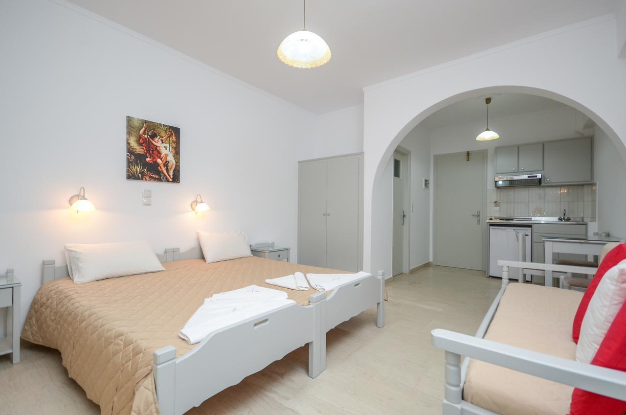 Golden Beach Studios Down Town Naxos City Exterior photo