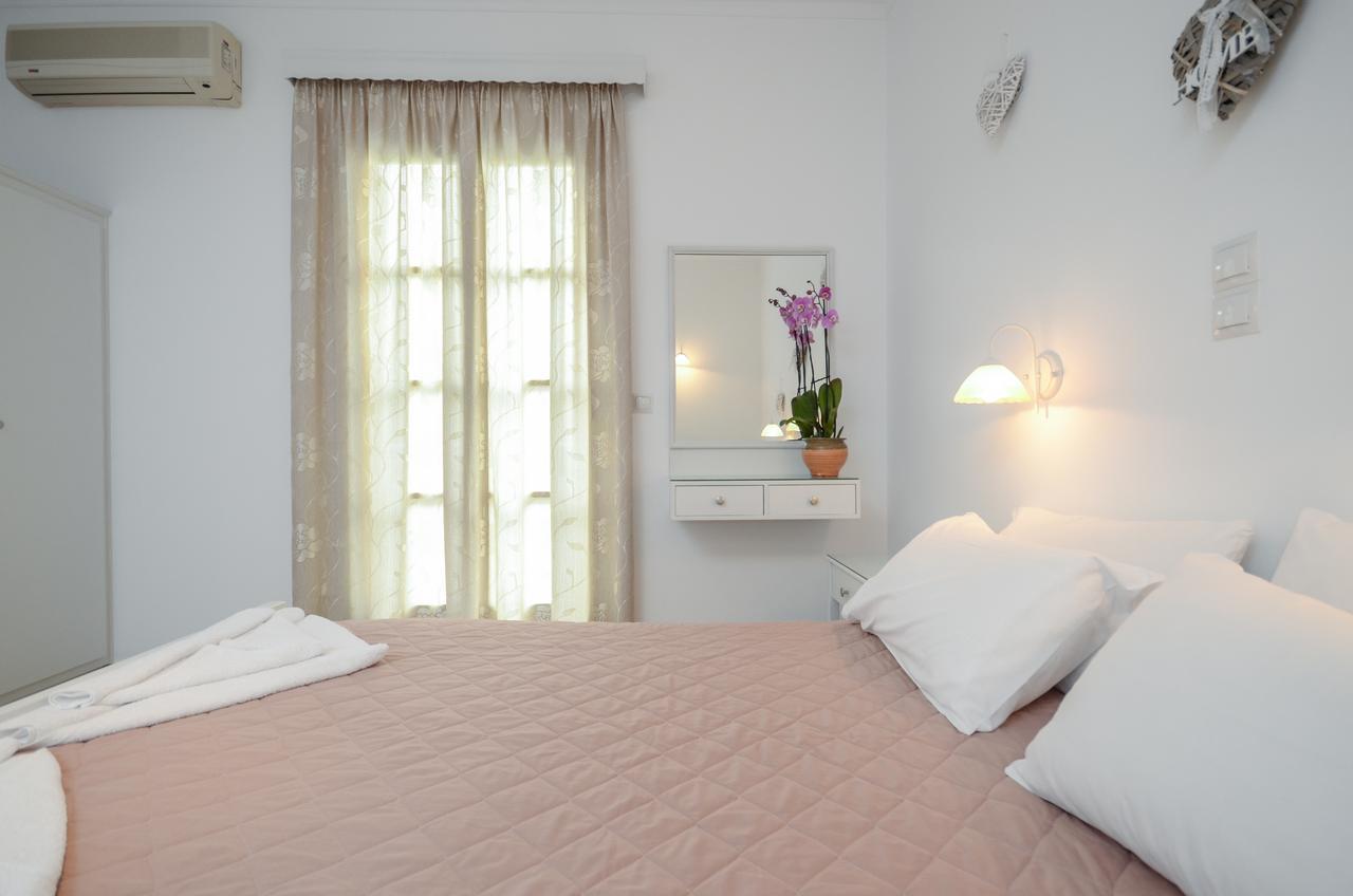 Golden Beach Studios Down Town Naxos City Exterior photo