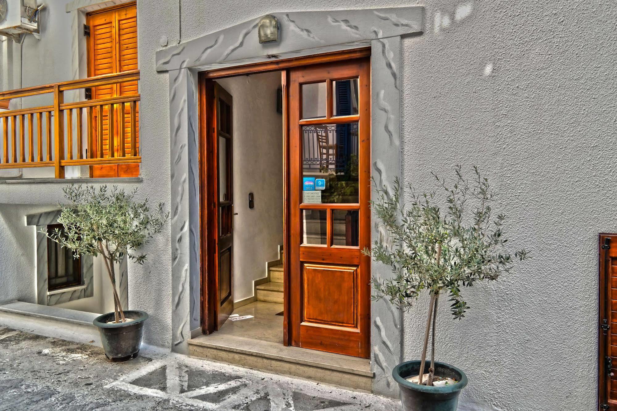 Golden Beach Studios Down Town Naxos City Exterior photo